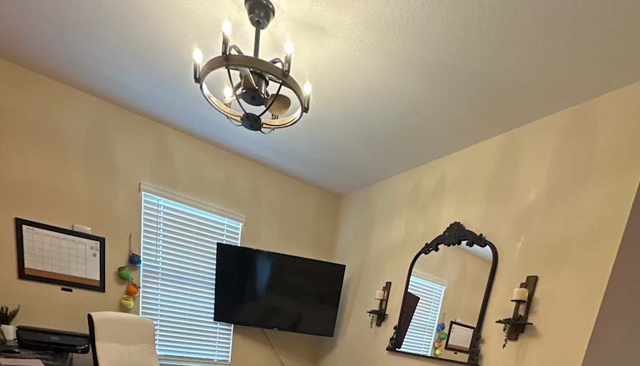 Carolynne's room