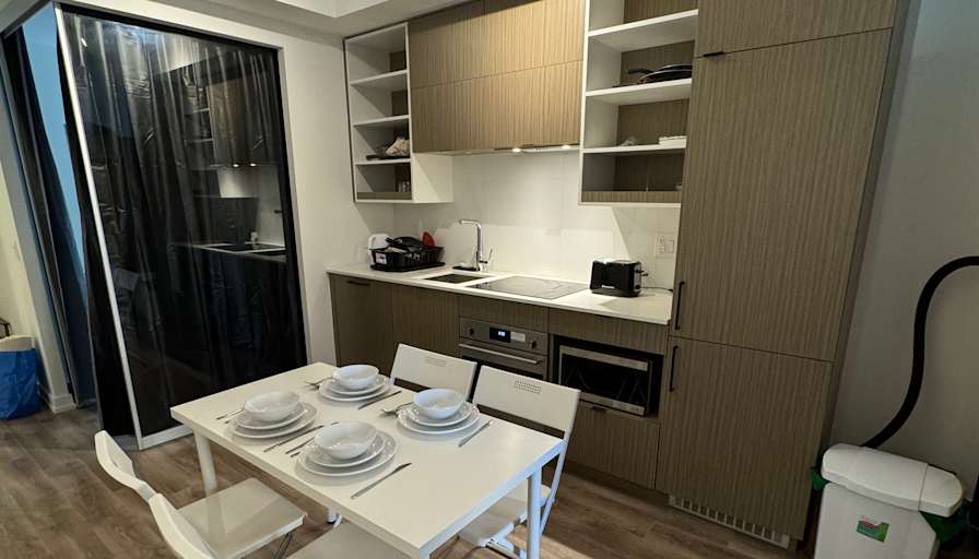 HT GLOBAL HOUSING's room