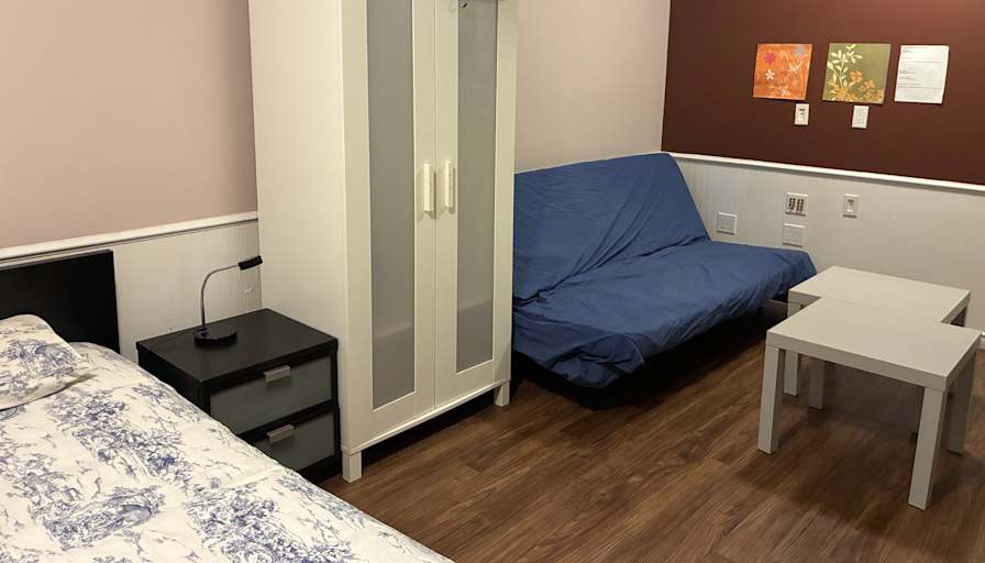 Jennifer's room