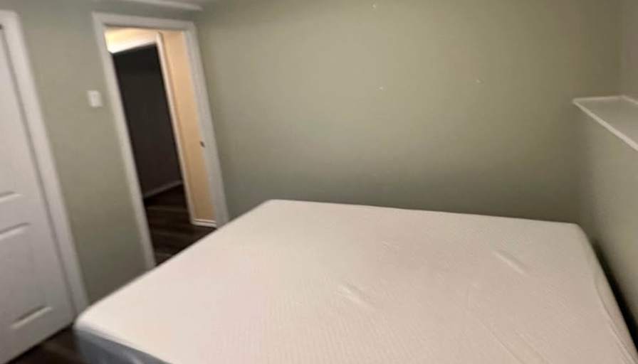 Jonathan Bonaobra-Bryan's room