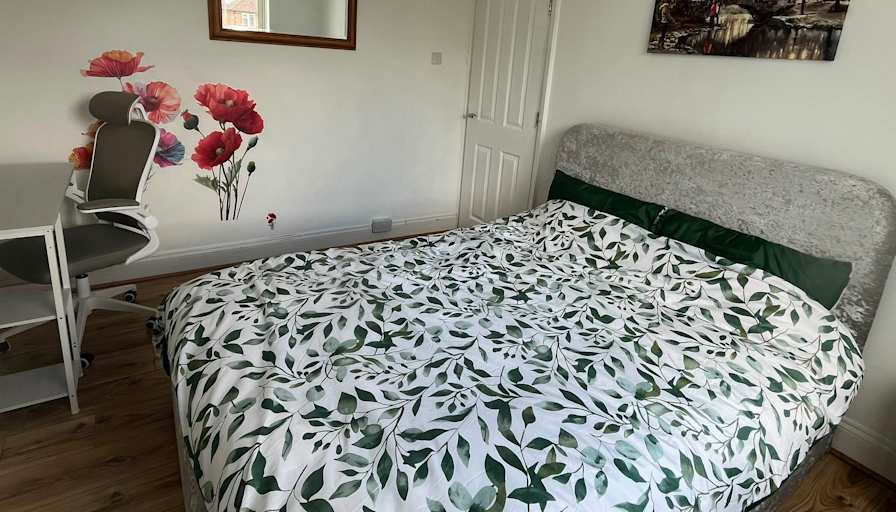 Anne's room