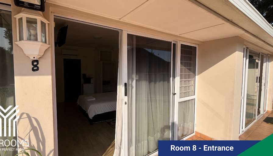 YouRooms's room