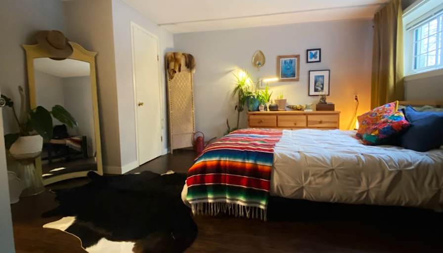 Susan Tse's room