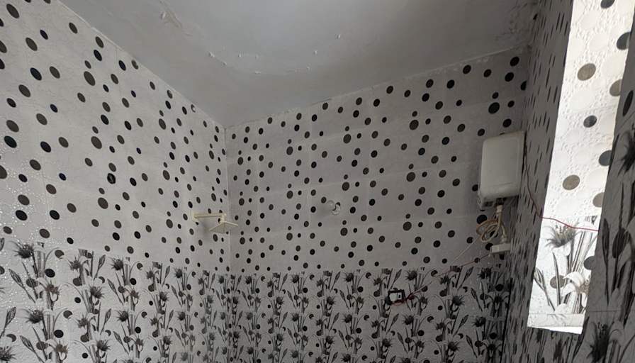 The Laxmi Stays's room