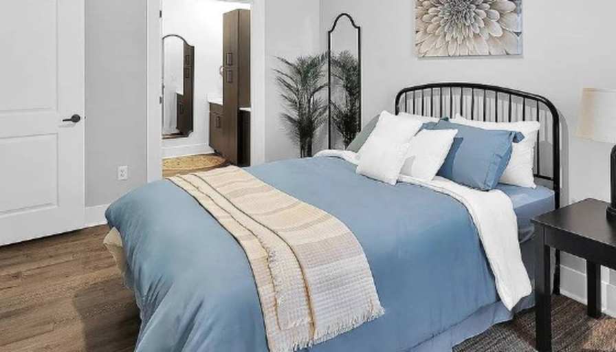 Features That Make This Room Exceptional's room
