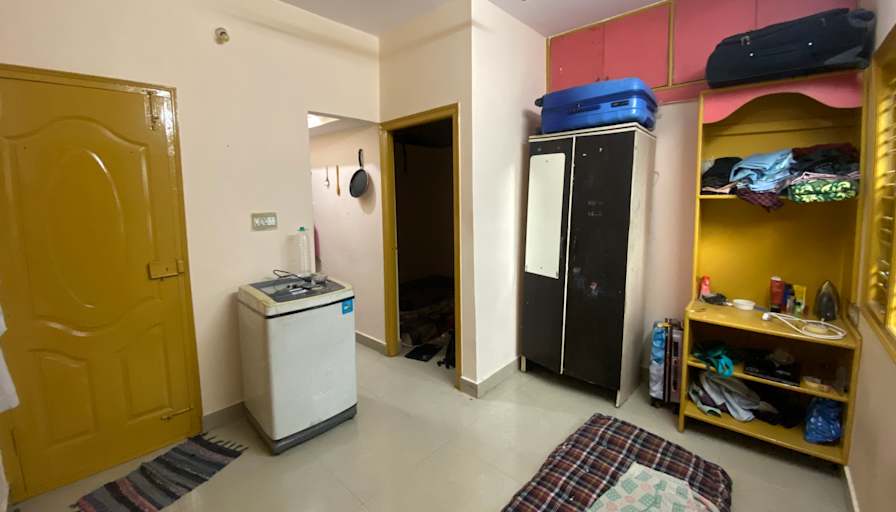 Hariprasath K's room