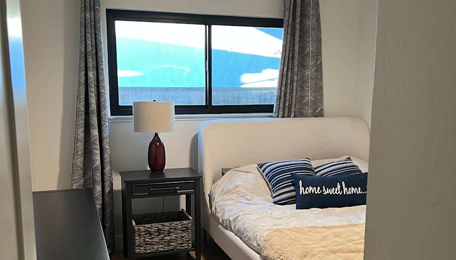 Suzanne's room