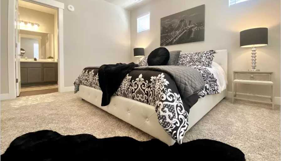 Jenny's room