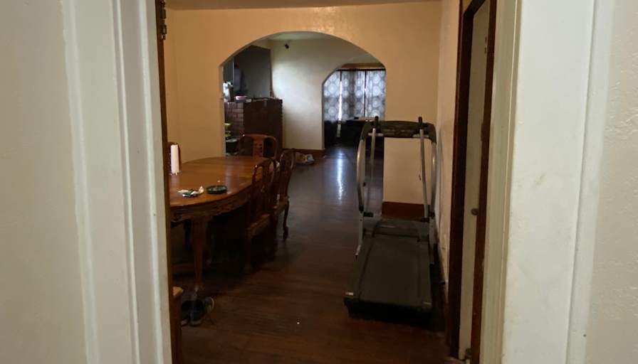Stephen Wapniewski's room