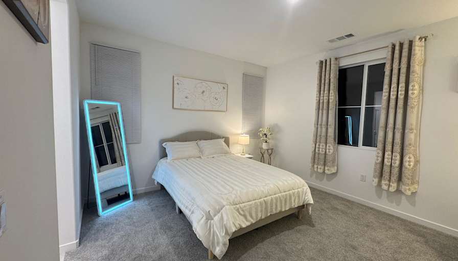 Ali's room