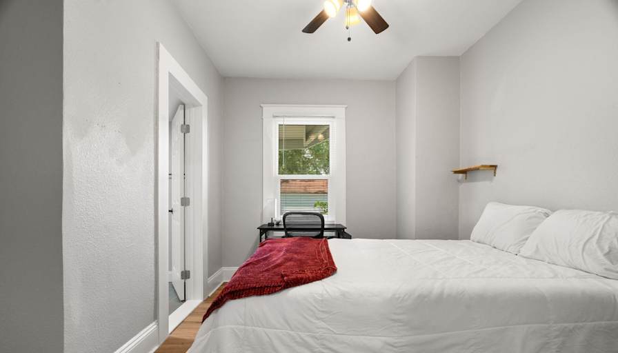 PadSplit's room