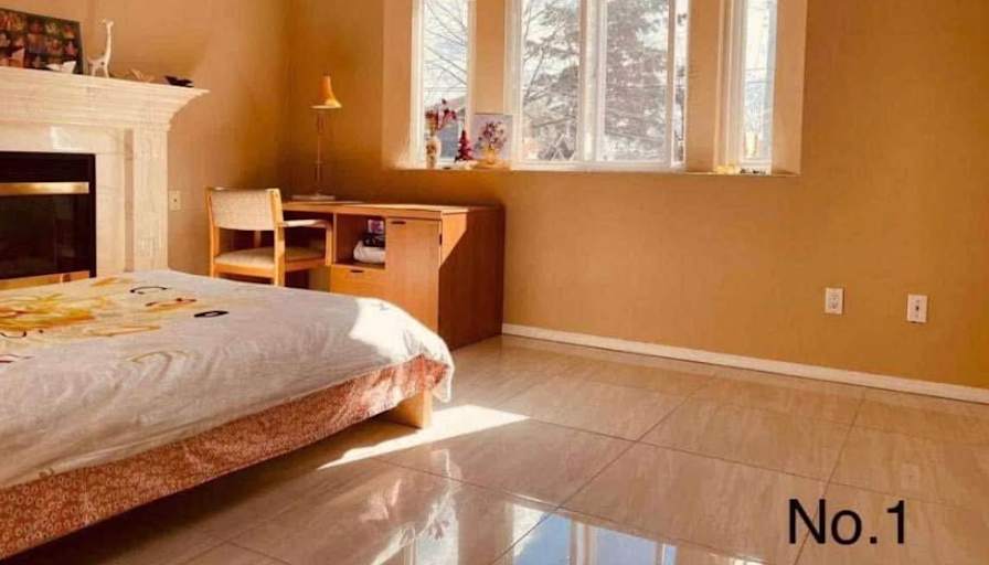 Mehak Chauhan's room