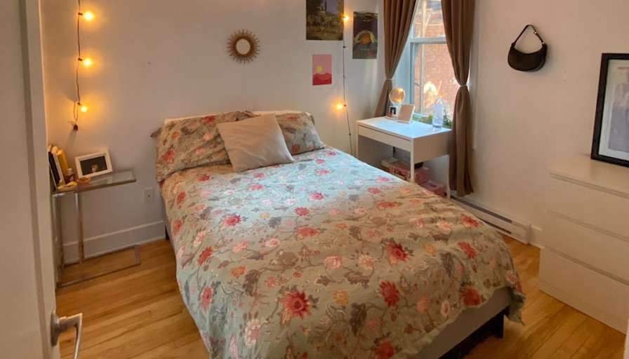Sydney's room