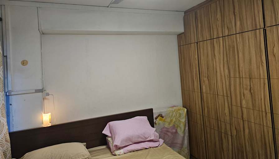 MICHAEL HTOO's room