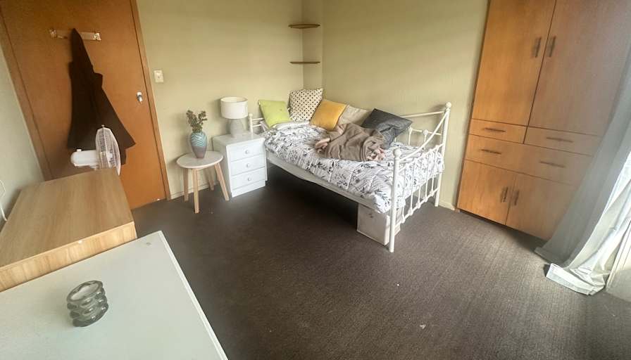 Mark's room