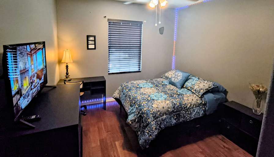 Kate's room