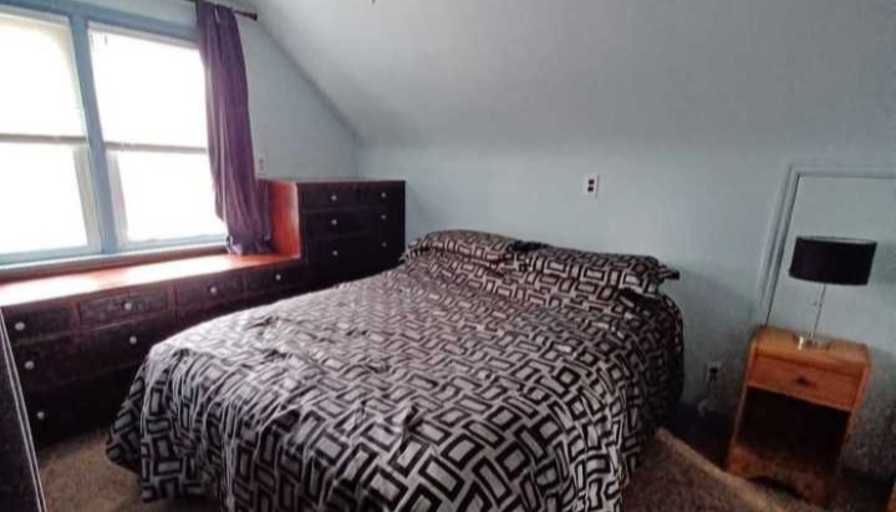 Jenn's room
