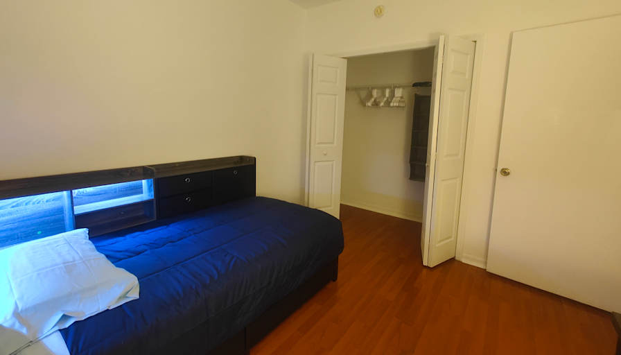 Moni's room