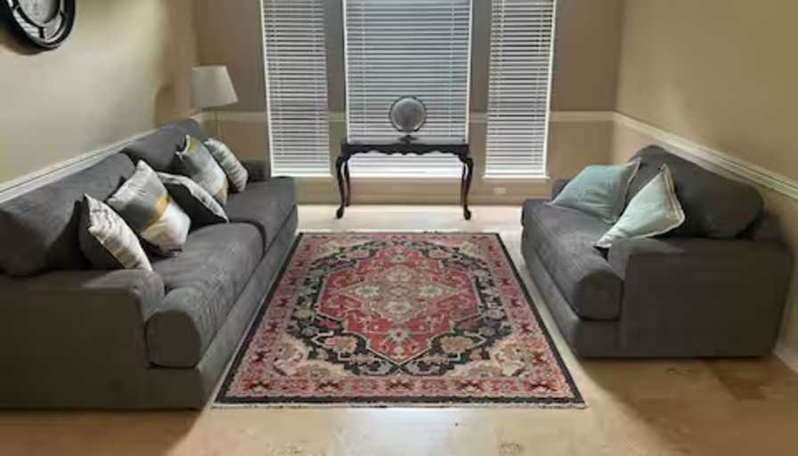 Om's room