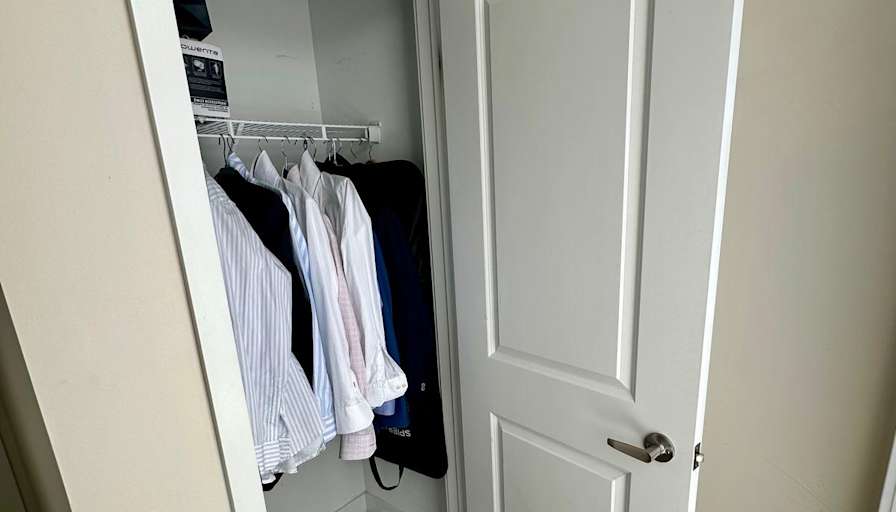 Shola's room