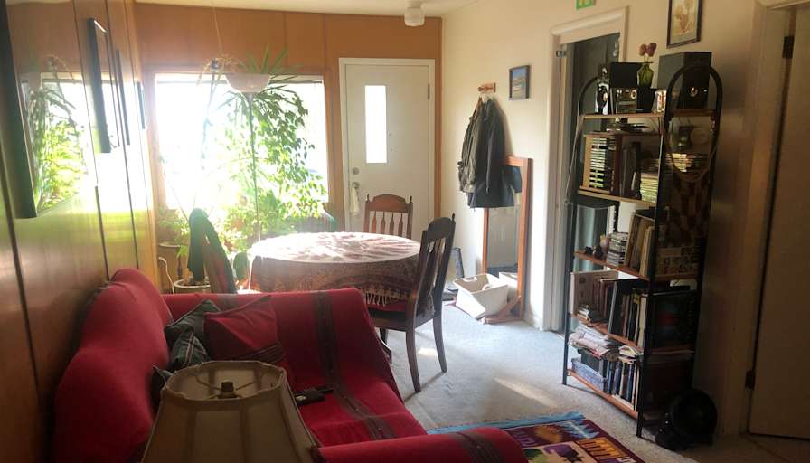 Isabelle's room