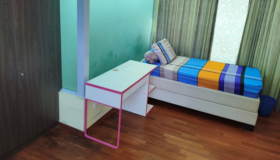 NUS Hive's room