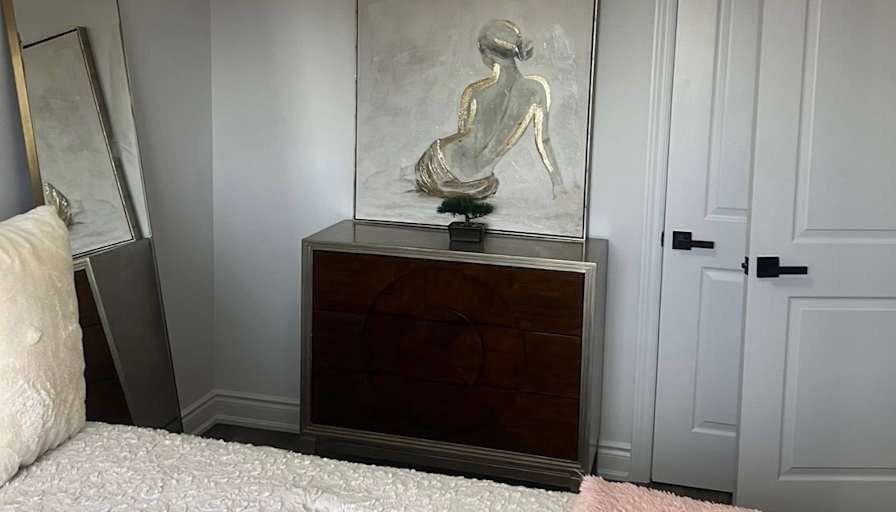 bardott Walters's room