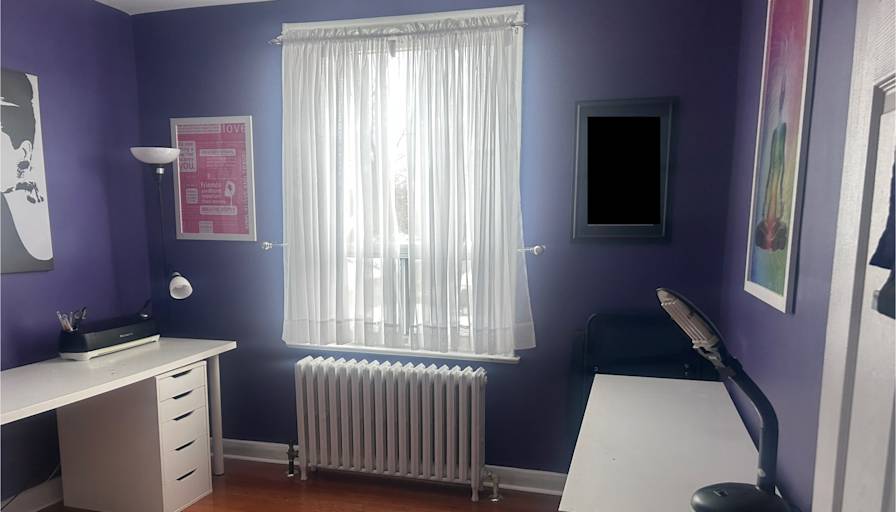 Courtney's room