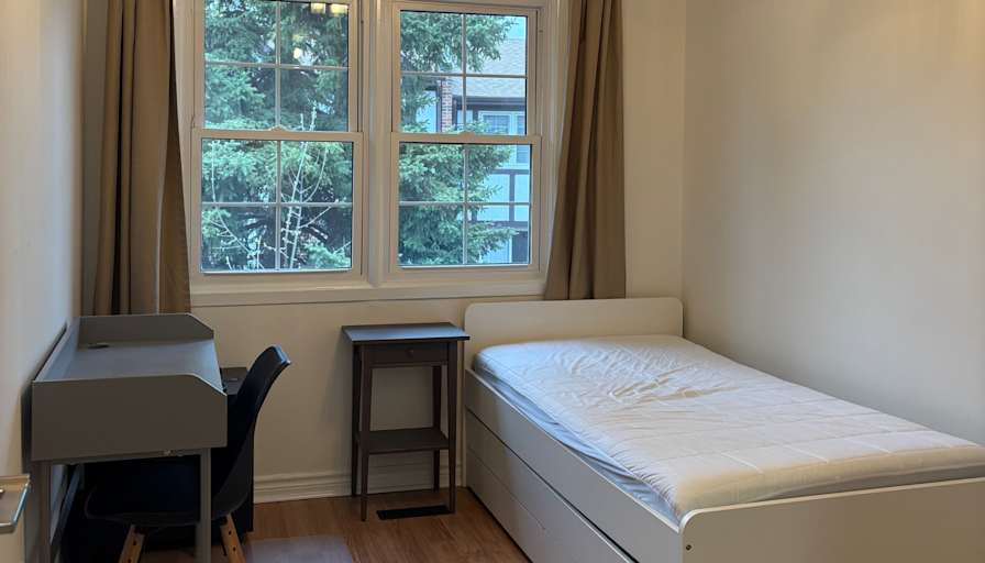 Michele's room