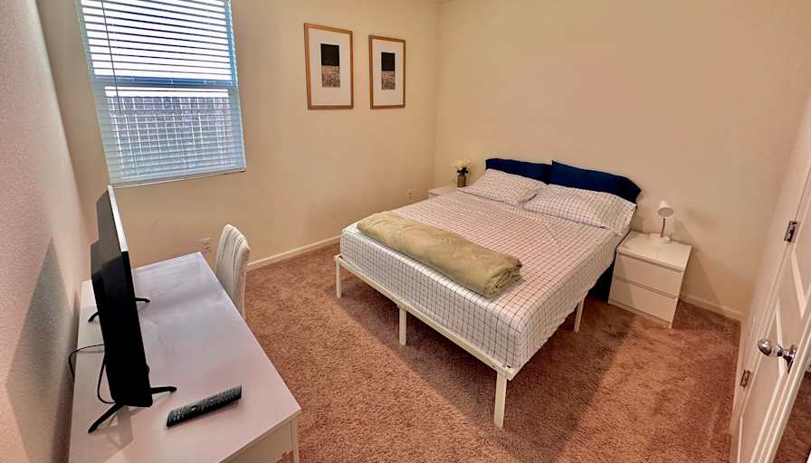 Eloisa's room