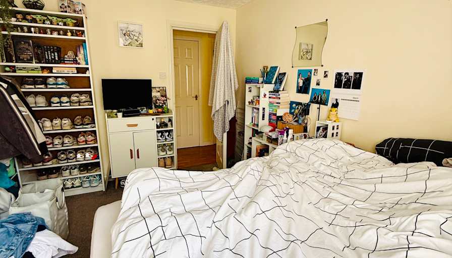 Estelle's room