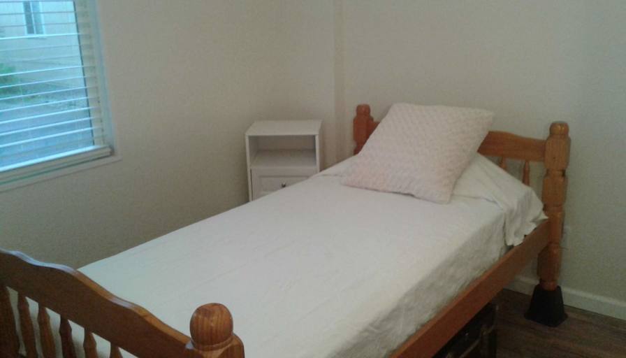 Tatzia's room
