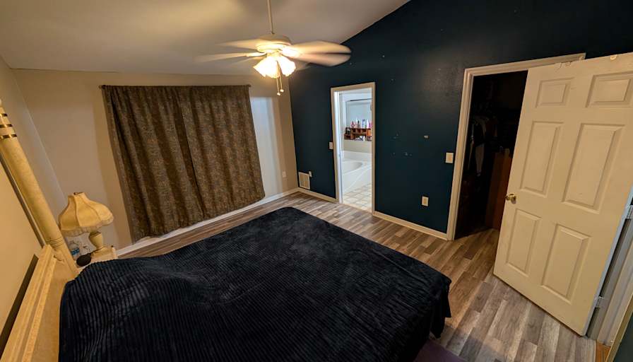 LORI's room
