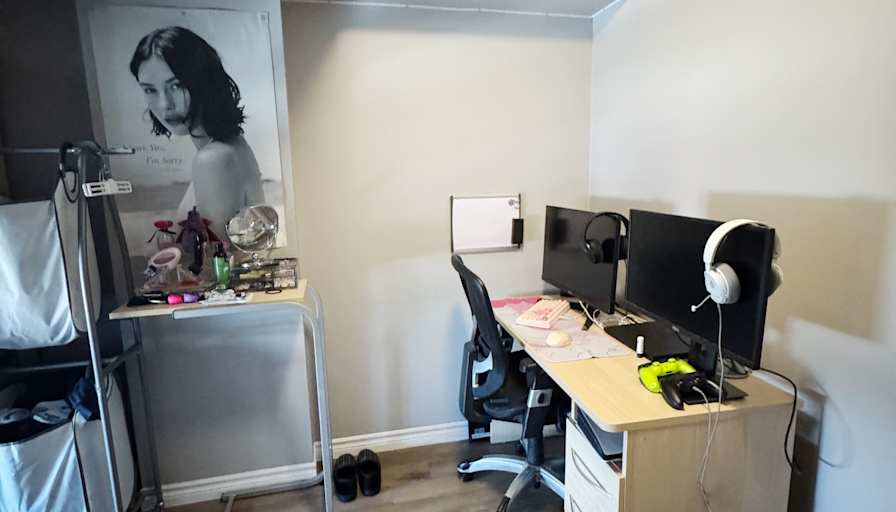 Madeline Pappas's room