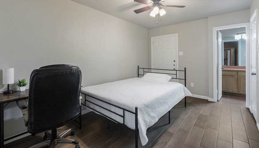 Sergio's room