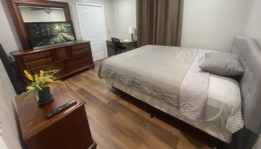 Jennifer's room