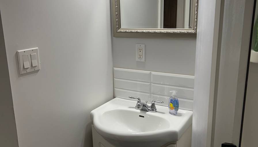 Nick Sarkovski's room