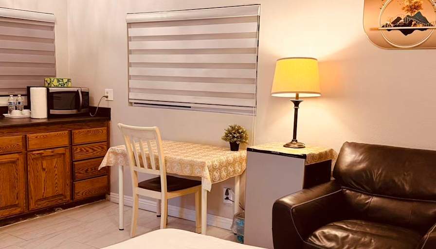 Andy Chen's room