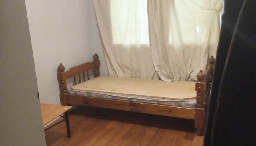 me's room