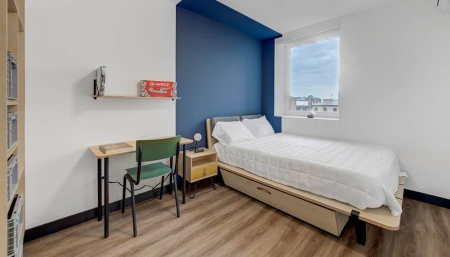 Charming Private Space with Flexible Lease Options's room