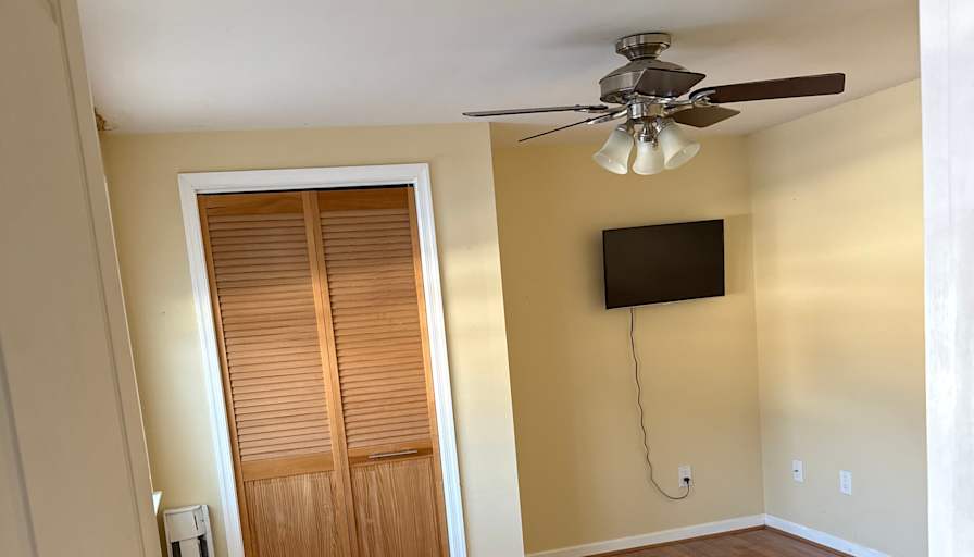 Amir's room