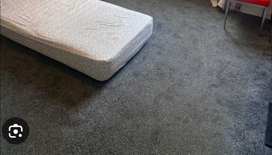 Ali's room