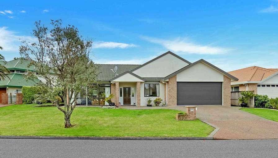 Furnished room in a house · West Harbour, Auckland 0618-1