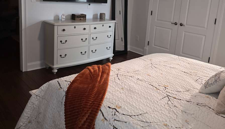Lisa's room
