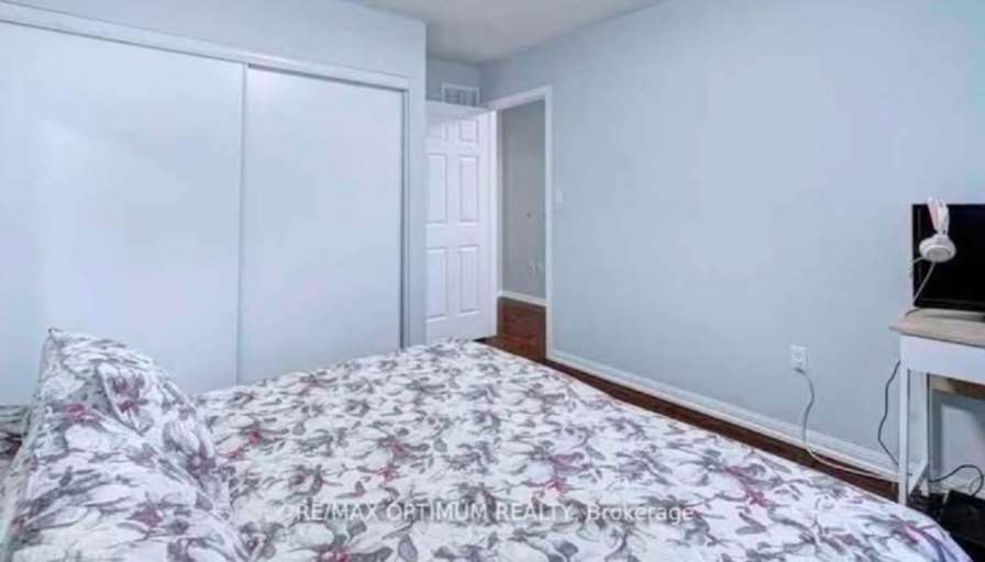pravin's room