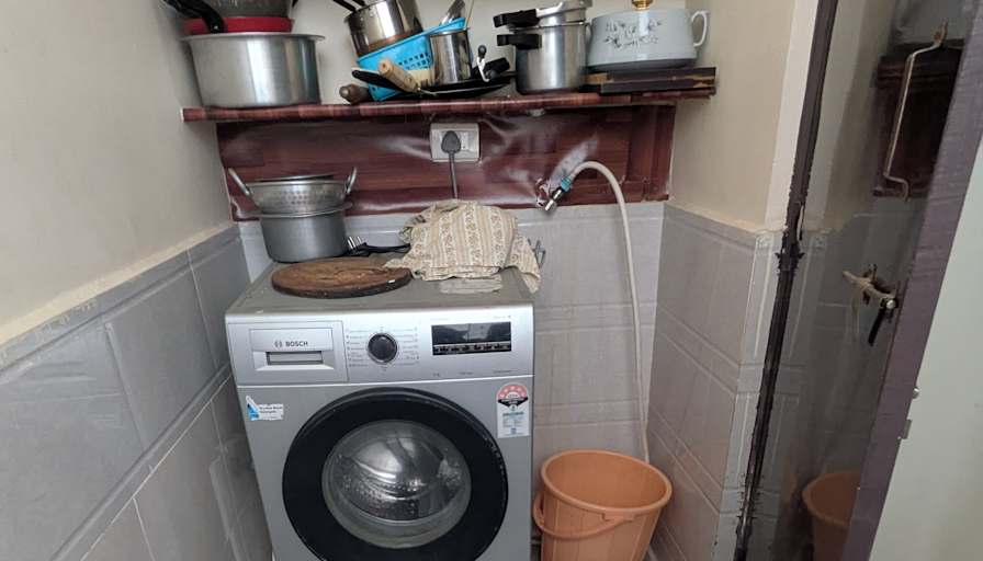 Praveen kumar's room
