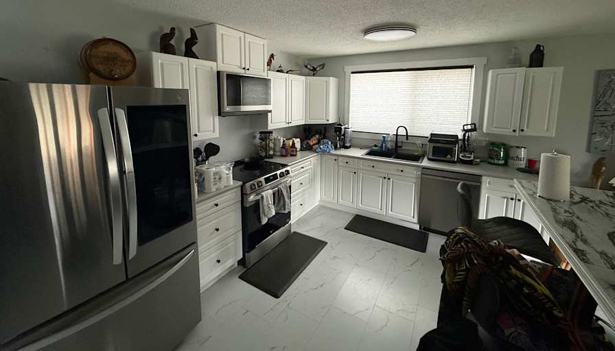 Erik's room