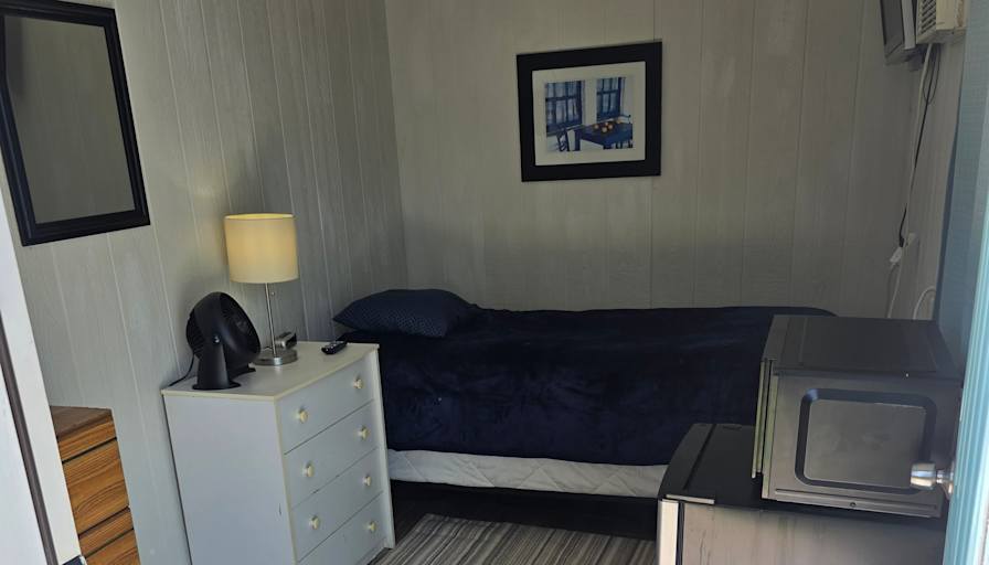 Lenny's room