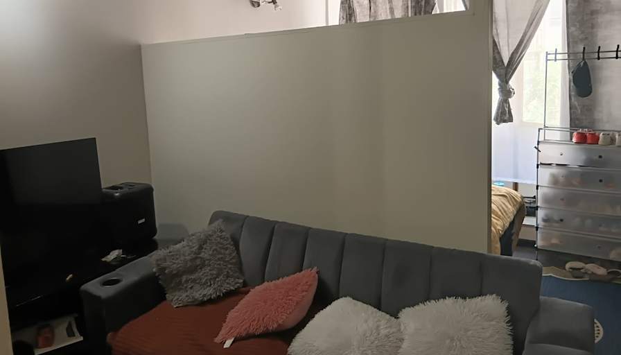 Ikey's room