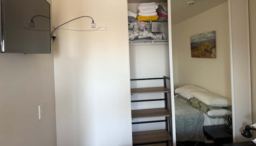Alessio Toledo's room
